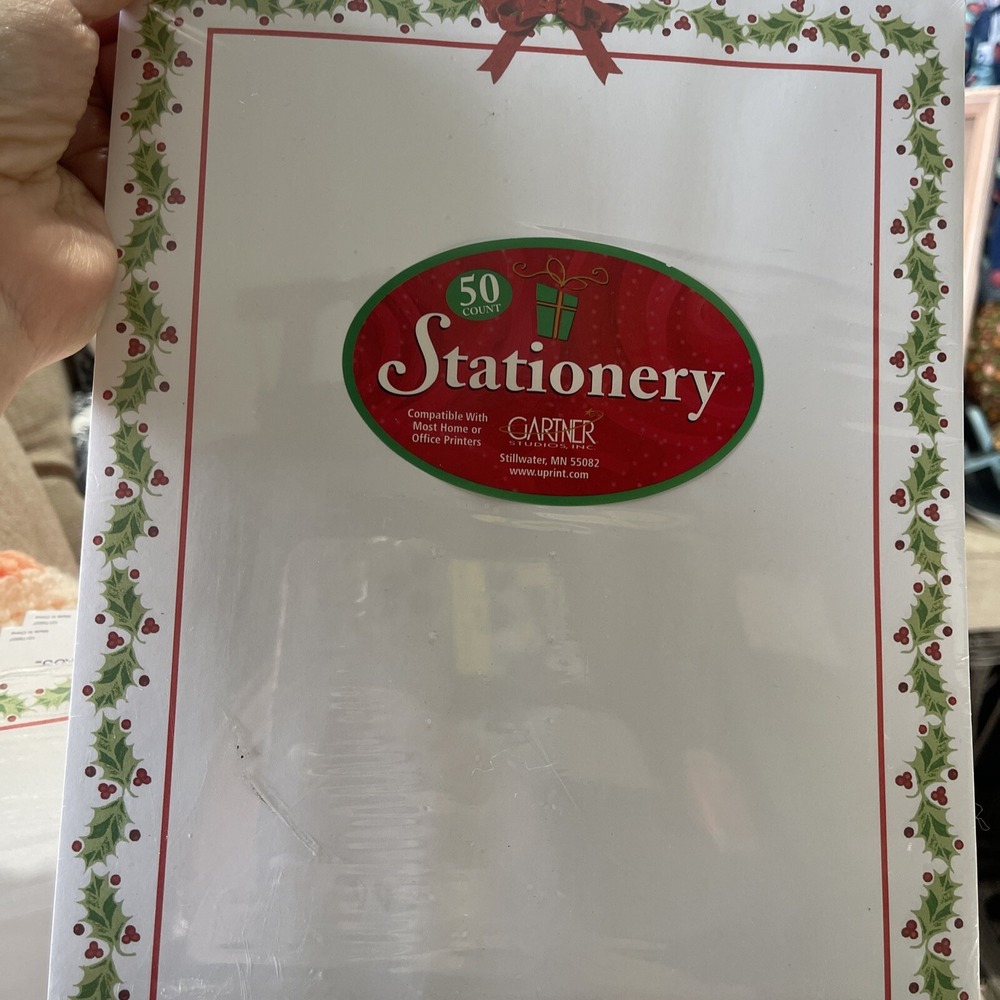 Gartner Studios Christmas HOLLY Stationery 100 Sheets‎ - Printer Safe
